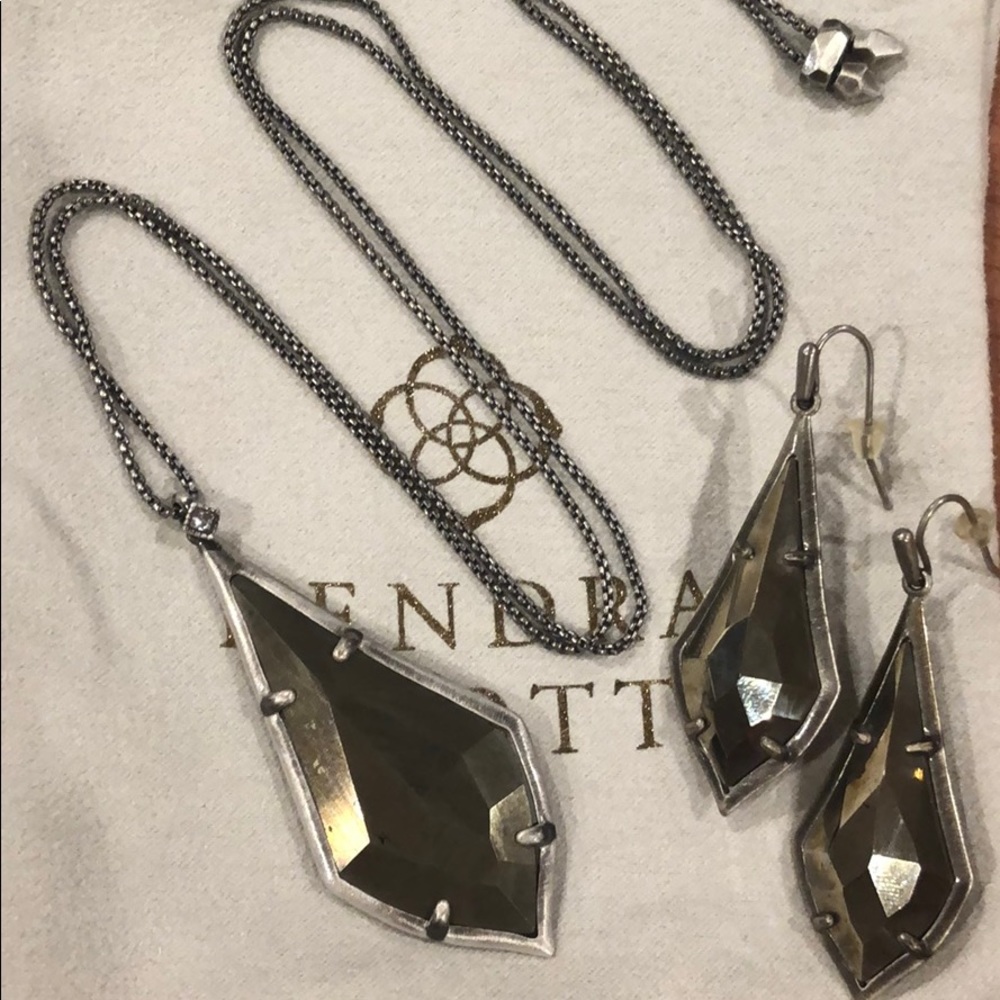 Kendra Scott Charcoal/Silver Set
